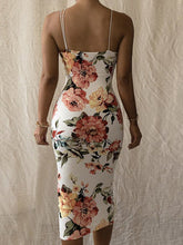 Neckholder-Kleid mit Print